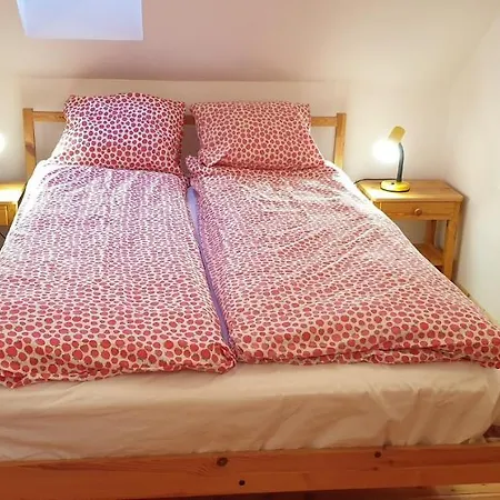 Malinowy Dworek Κατάλυμα σε φάρμα Ciekocino